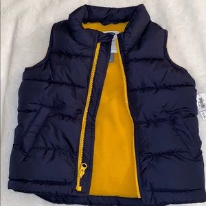 New Old navy Frost free bubble vest. Size 2T